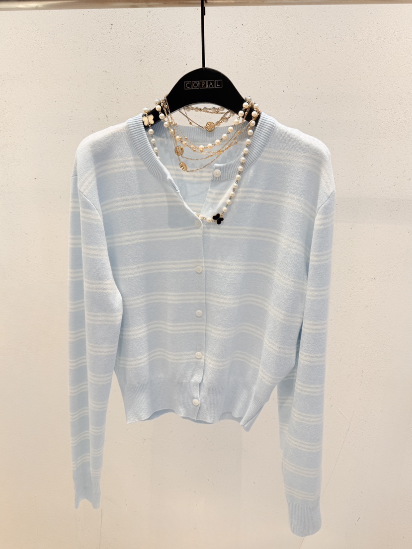 CORAL東大門代購女裝新款推薦26春夏職業熱賣針織衫不含項鏈CORAL針織衫圖色2