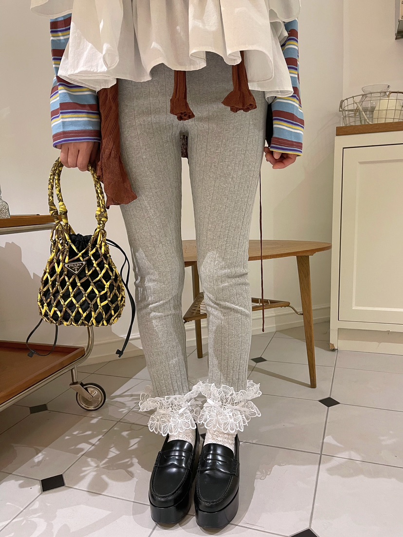 BOUTIQUE-L東大門直郵女士新款職業26春夏打底褲鯊魚褲蕾絲BOUTIQUE-L打底褲/鯊魚褲圖色1