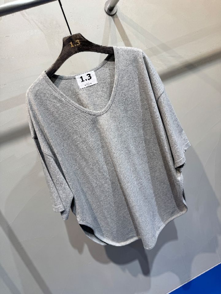 1.3韓國代購女裝新款人氣時尚推薦26春夏熱賣休閑真品T恤1.3T恤