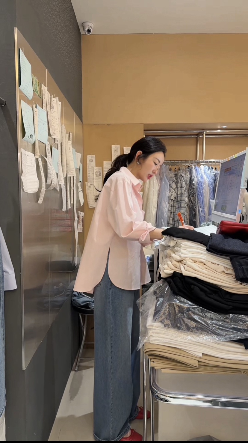 BOUND.A韓國代購女裝新品人氣熱賣真品襯衫蕾絲衫兩個口袋BOUND.A襯衫/蕾絲衫