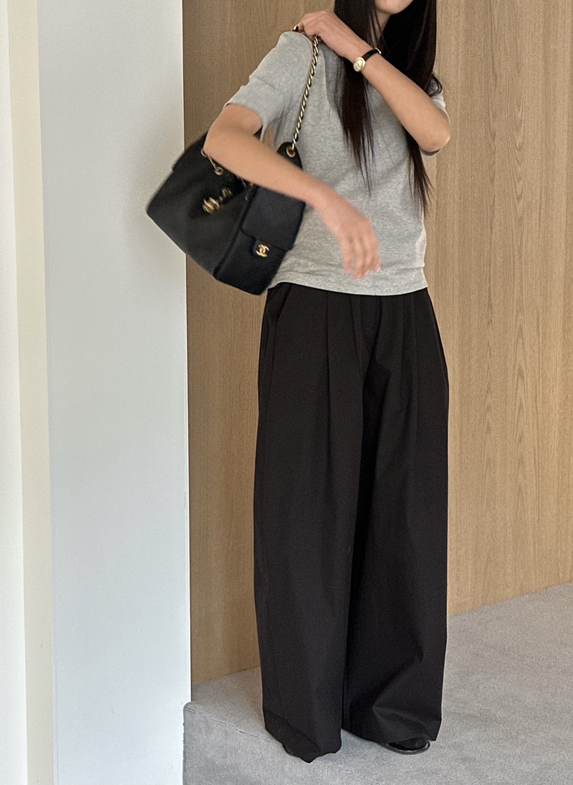 LE VASE韓國代購女裝新品熱賣真品休閑人氣時尚推薦職業T恤LE VASET恤