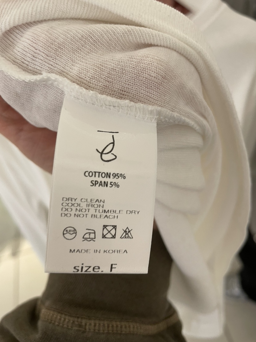 JEONG GAM STUDIOS韓國直郵女裝新款26春夏推薦長袖T恤JEONG GAM STUDIOS長袖T恤