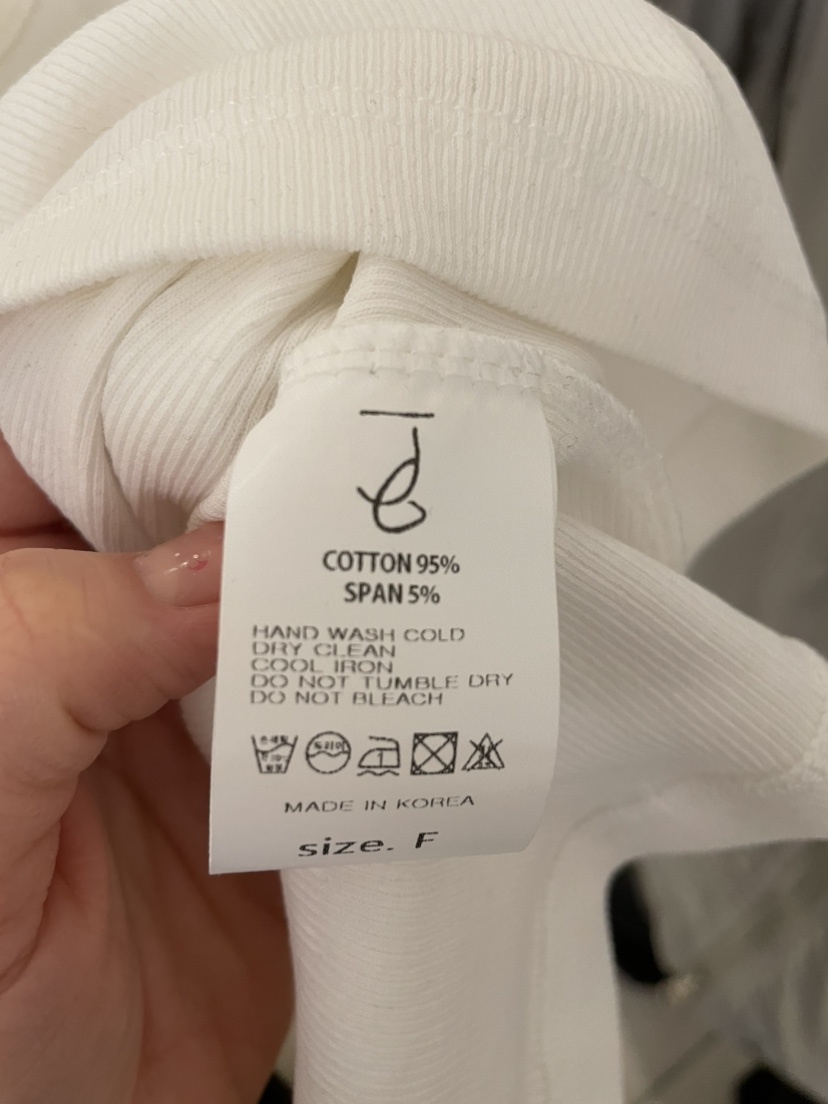 JEONG GAM STUDIOS東大門代購女裝新款時尚真品吊帶背心JEONG GAM STUDIOS吊帶/背心