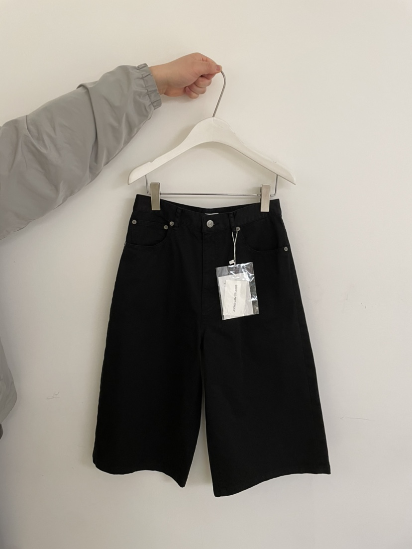 JEONG GAM STUDIOS韓國代購女士新品推薦職業休閑真品短褲JEONG GAM STUDIOS短褲圖色2