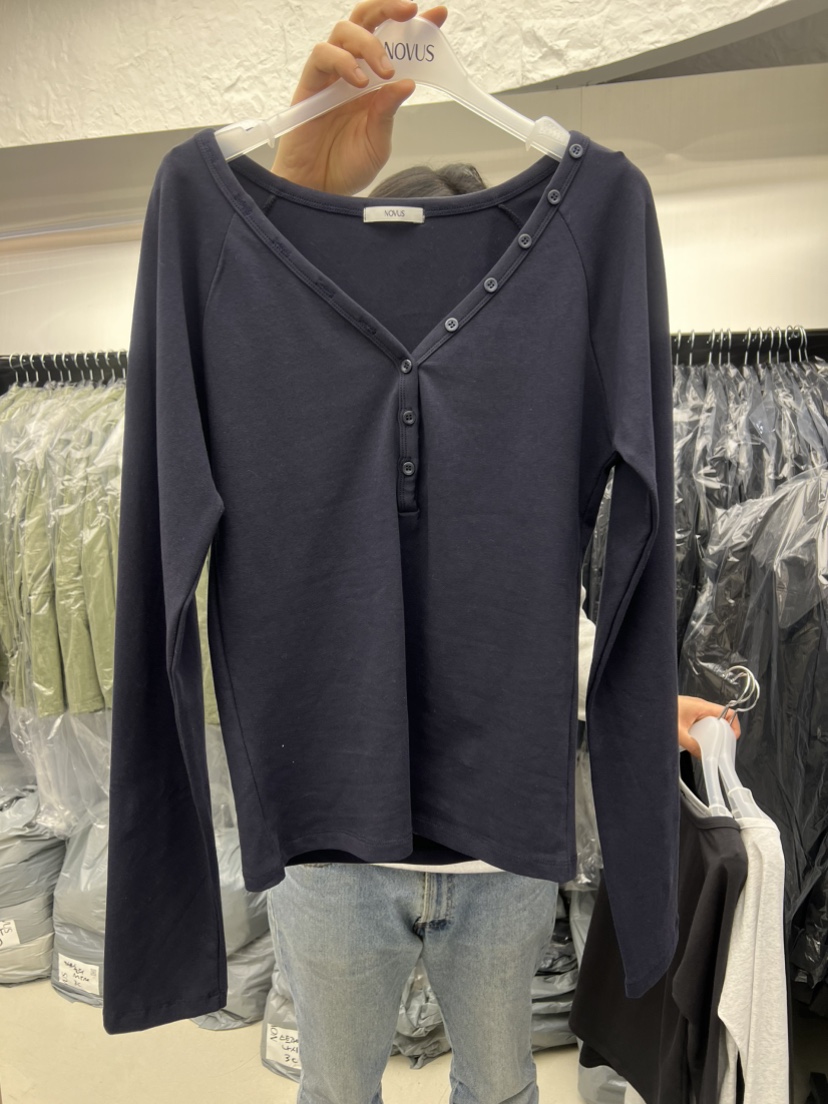 NOVUS東大門代購女裝新品推薦休閑真品職業長袖T恤V領紐扣NOVUS長袖T恤圖色3