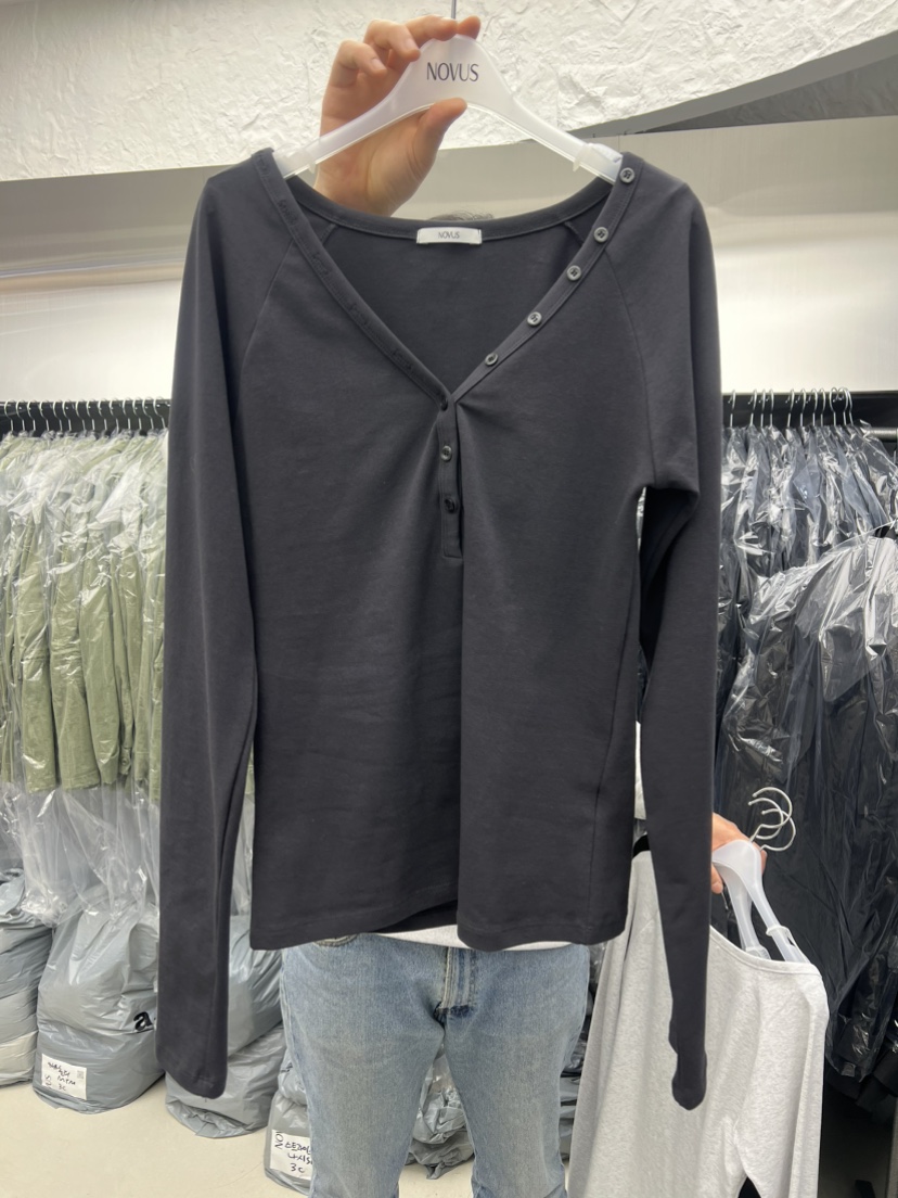 NOVUS東大門代購女裝新品推薦休閑真品職業長袖T恤V領紐扣NOVUS長袖T恤圖色4
