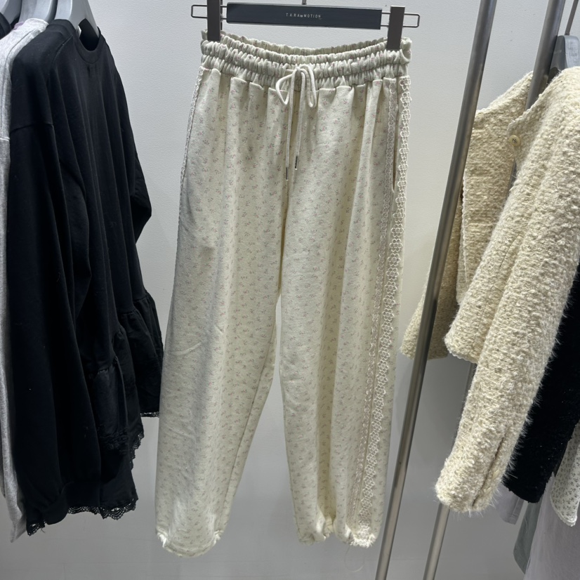 TARABY MOTION韓國直郵女士新品真品人氣時尚休閑褲蕾絲TARABY MOTION休閑褲圖色1