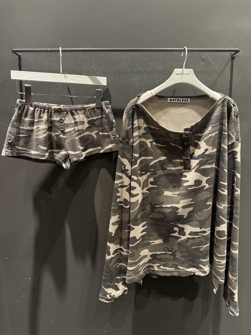 GATELESS韓國代購女裝新款人氣時尚熱賣職業推薦26春夏長袖T恤GATELESS長袖T恤