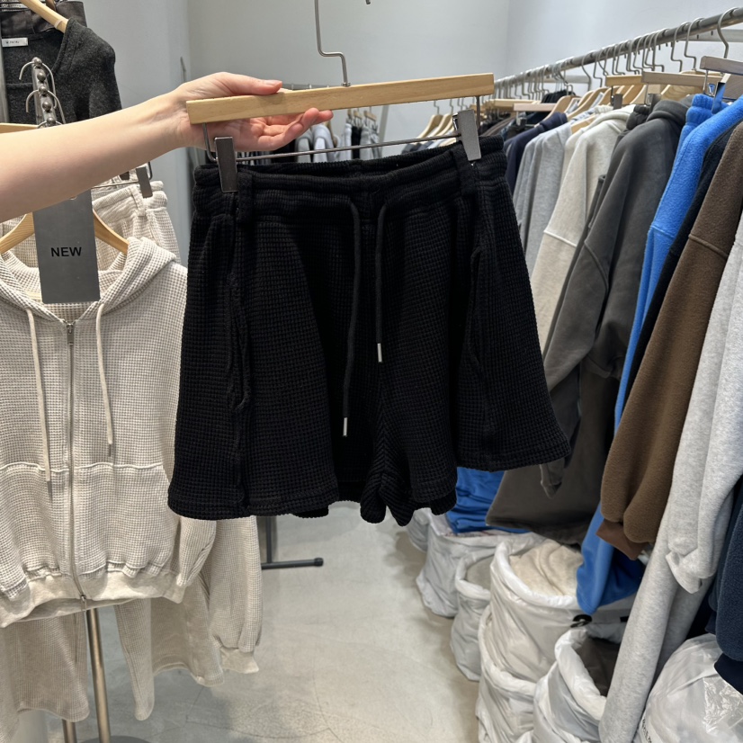 W.FATAL東大門直郵女士新品熱賣職業休閑推薦短褲華夫格W.FATAL短褲圖色3