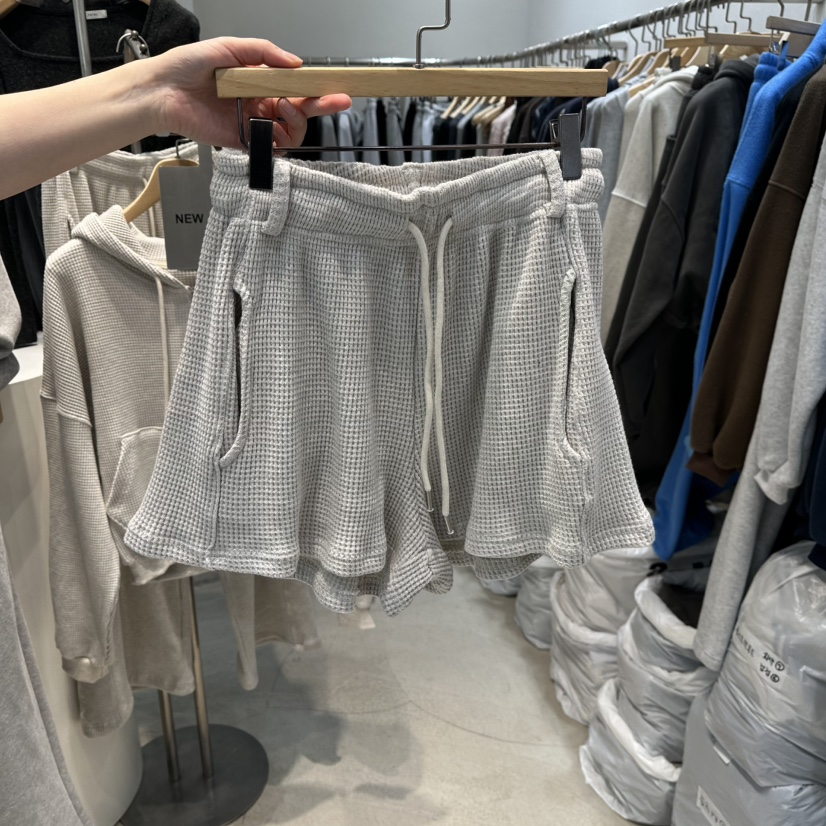 W.FATAL東大門直郵女士新品熱賣職業休閑推薦短褲華夫格W.FATAL短褲圖色4燕麥色