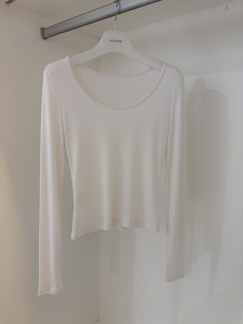 NORMAL韓國代購女裝新款職業休閑熱賣時尚人氣長袖T恤圓領NORMAL長袖T恤圖色1