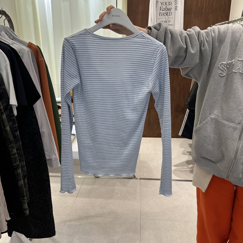 BUCKLE東大門直郵女裝新款熱賣職業人氣推薦時尚真品長袖T恤BUCKLE長袖T恤圖色2