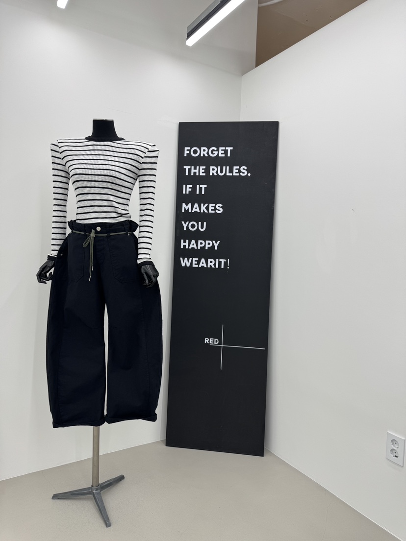 RED-A東大門實拍女士新款熱賣推薦人氣真品休閑職業長袖T恤RED-A長袖T恤