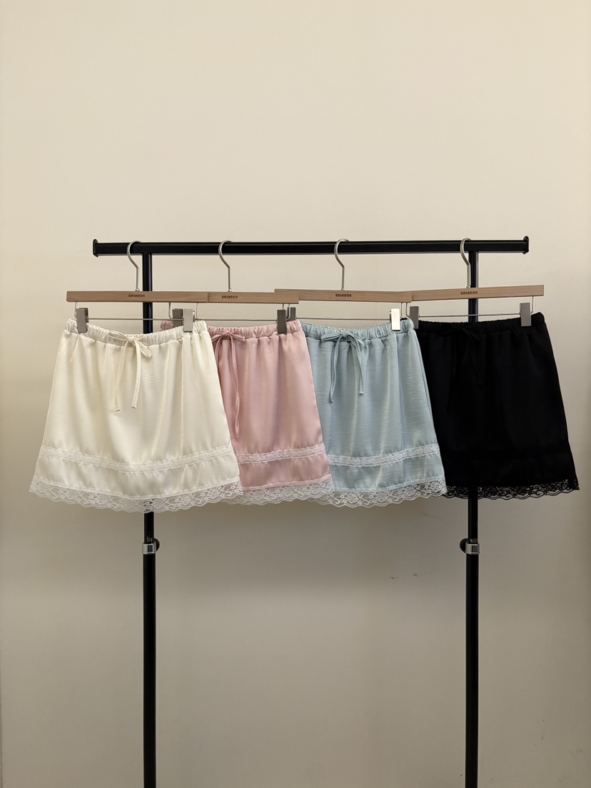 BALANCE韓國代購女士新品熱賣26春夏休閑推薦人氣短裙緞面BALANCE短裙