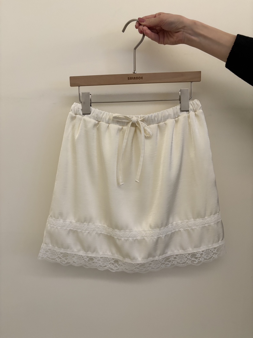 BALANCE韓國代購女士新品熱賣26春夏休閑推薦人氣短裙緞面BALANCE短裙圖色1