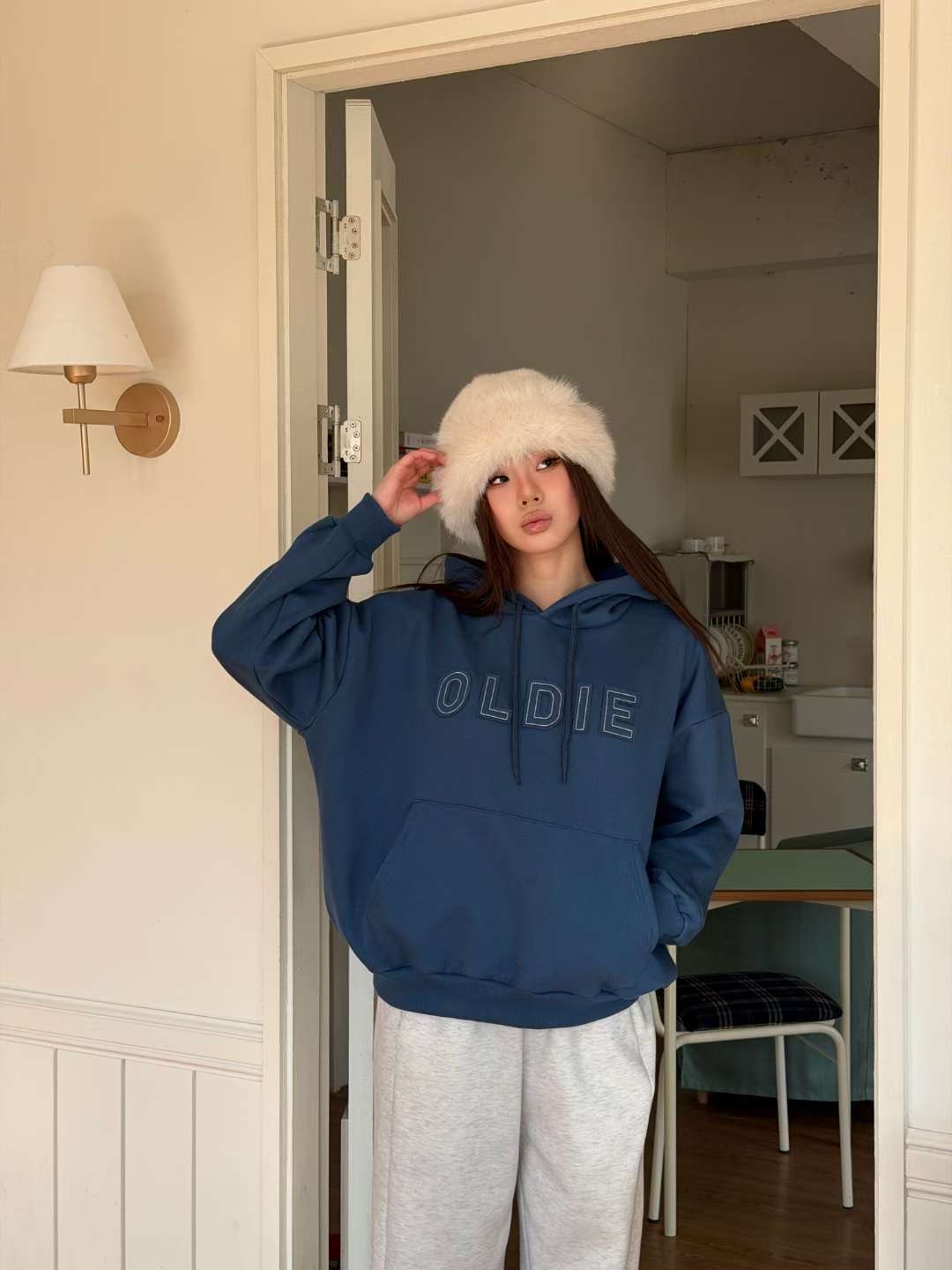 BBIBBICO東大門直郵女士新款職業人氣熱賣休閑推薦衛衣刺繡BBIBBICO衛衣圖色2