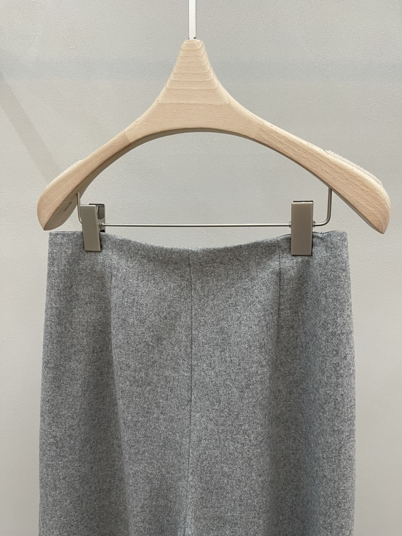 PLUS HONG-P東大門實拍女士新品休閑推薦真品休閑褲羊毛LORA FAMILY/PLUS HONG休閑褲