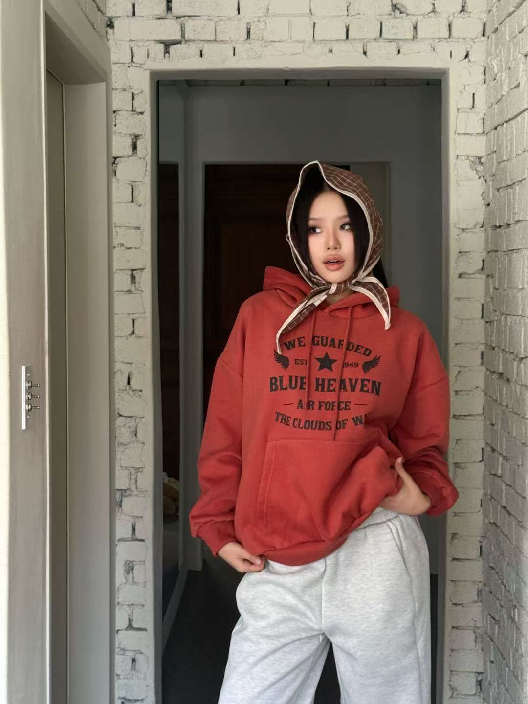 BBIBBICO韓國代購女裝新品推薦時尚真品26春夏職業人氣衛衣BBIBBICO衛衣圖色2