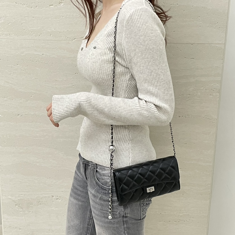 J PLACE東大門實拍女裝新款推薦時尚熱賣單肩斜跨包絎縫絨J PLACE單肩/斜跨包