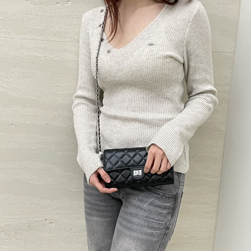 J PLACE東大門實拍女裝新款推薦時尚熱賣單肩斜跨包絎縫絨J PLACE單肩/斜跨包