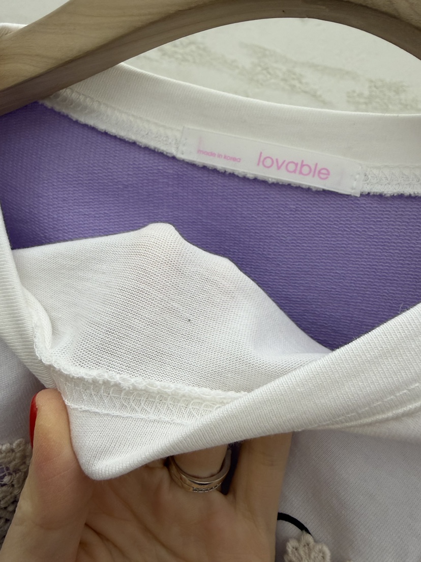 LOVABLE東大門實拍女裝新品職業休閑推薦時尚熱賣人氣衛衣LOVABLE衛衣