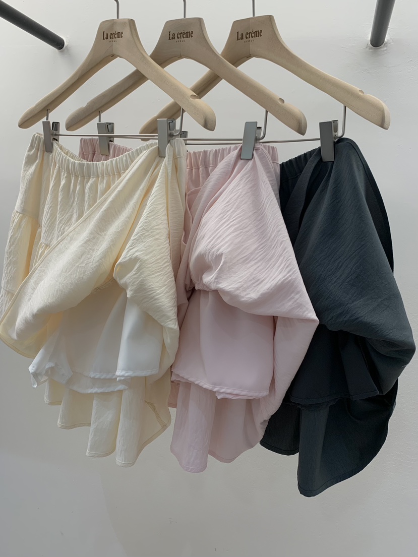 LA CREME東大門直郵女裝新品26春夏熱賣休閑人氣推薦短裙LA CREME短裙