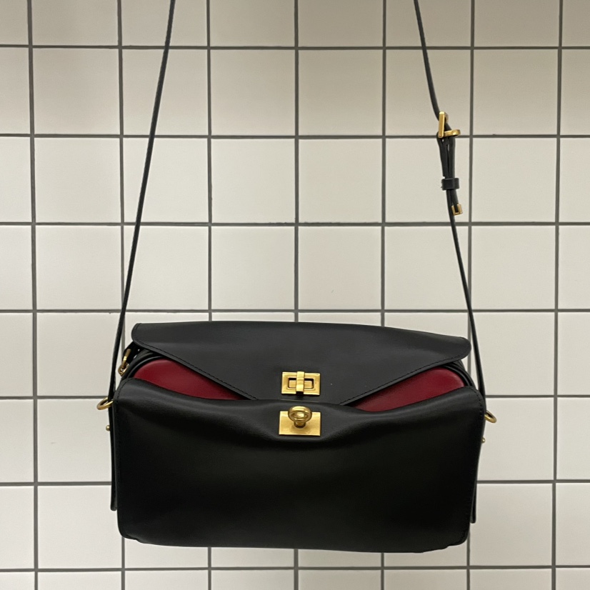 J PLACE東大門實拍女裝新款真品人氣時尚26春夏單肩斜跨包J PLACE單肩/斜跨包