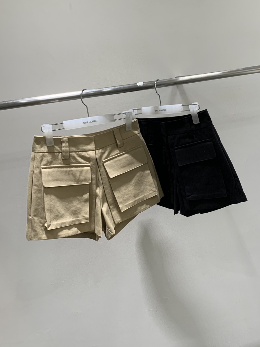 LOVE MOMENT韓國直郵女士新款職業熱賣人氣推薦短褲口袋LOVE MOMENT短褲