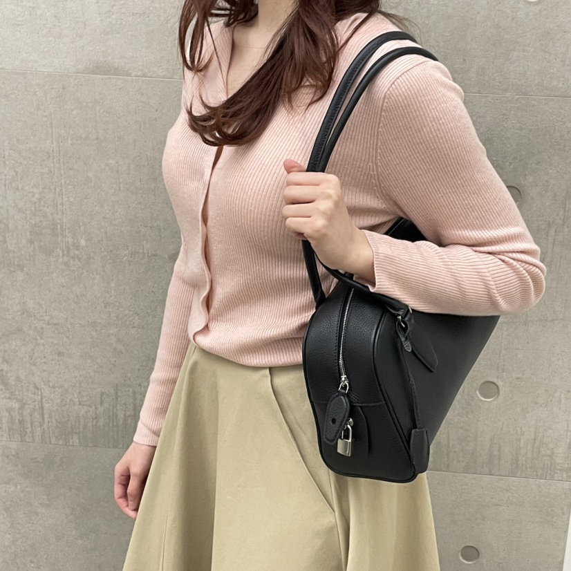 J PLACE東大門實拍女士新款人氣真品休閑推薦手拿包腋下包J PLACE手拿包/腋下包