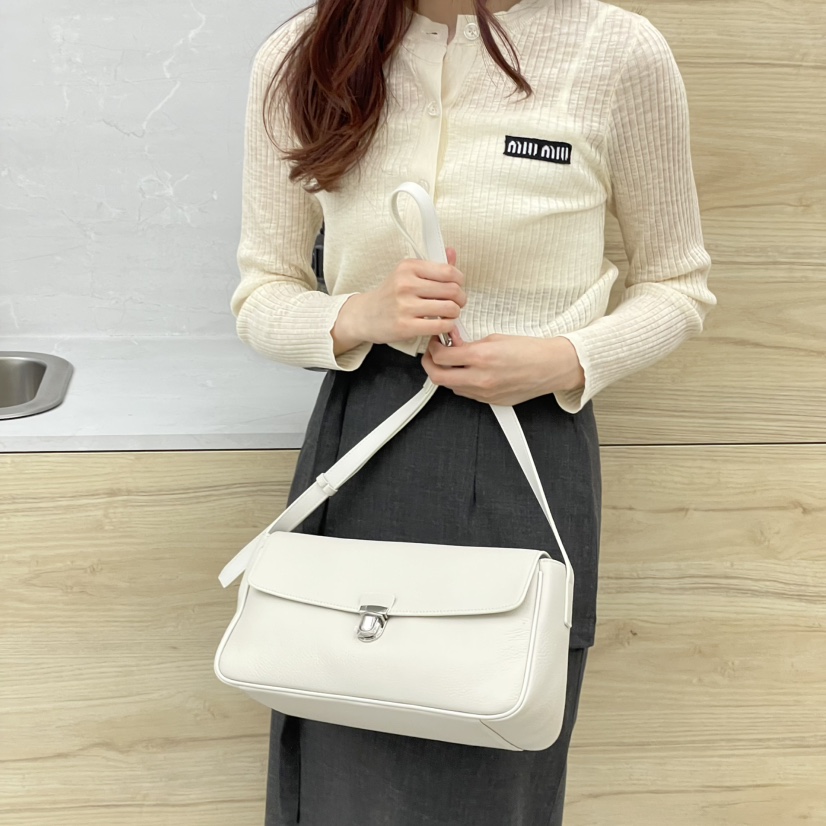 J PLACE韓國代購女裝新款人氣時尚休閑職業真品單肩斜跨包J PLACE單肩/斜跨包