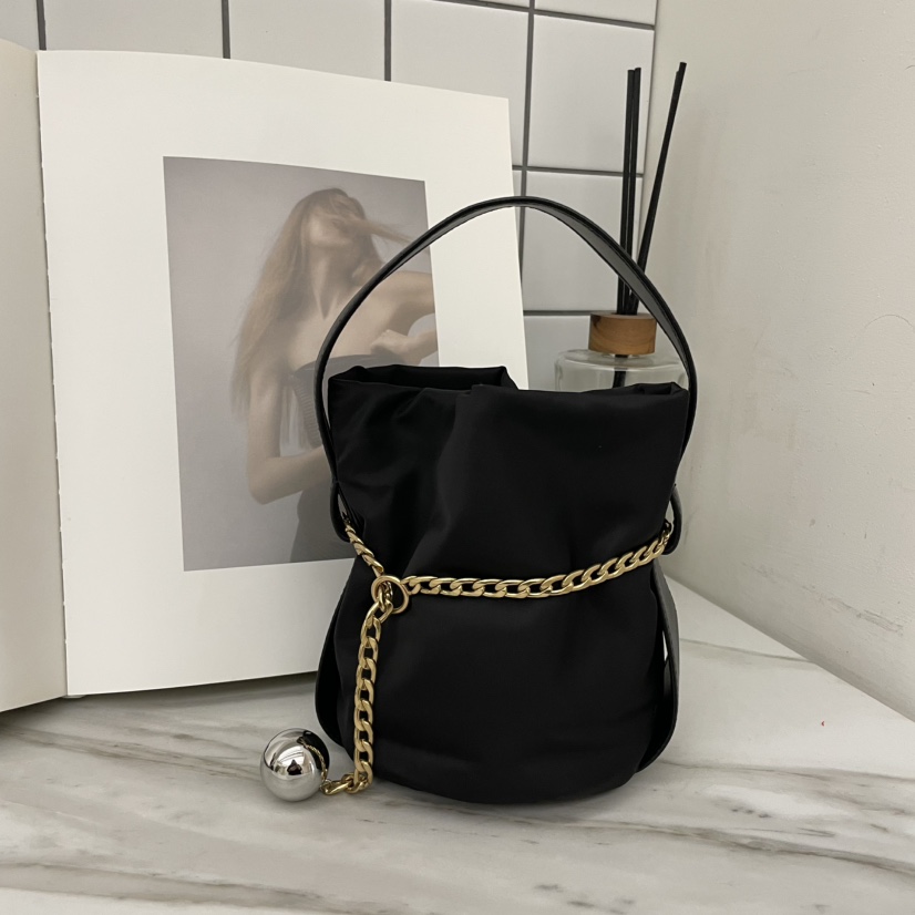 J PLACE東大門實拍女士新款時尚人氣休閑熱賣單肩斜跨包J PLACE單肩/斜跨包