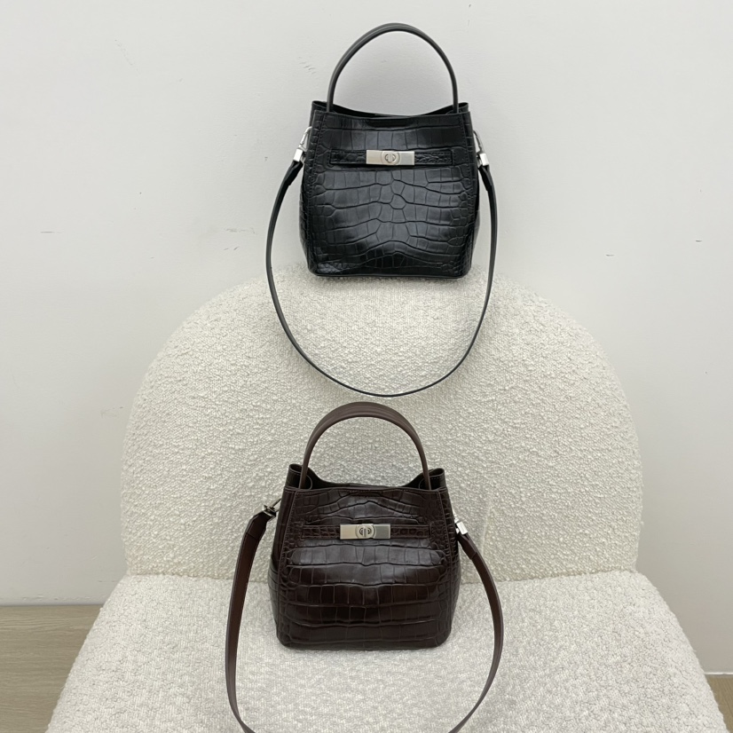 J PLACE東大門實拍女士新款職業人氣時尚推薦單肩斜跨包J PLACE單肩/斜跨包