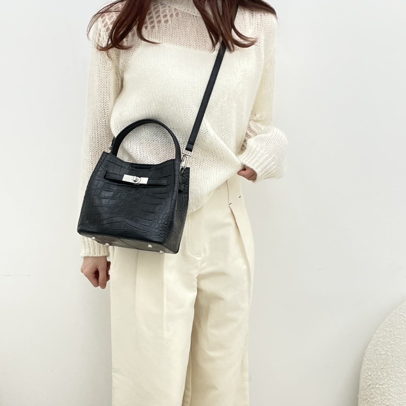 J PLACE東大門實拍女士新款職業人氣時尚推薦單肩斜跨包J PLACE單肩/斜跨包