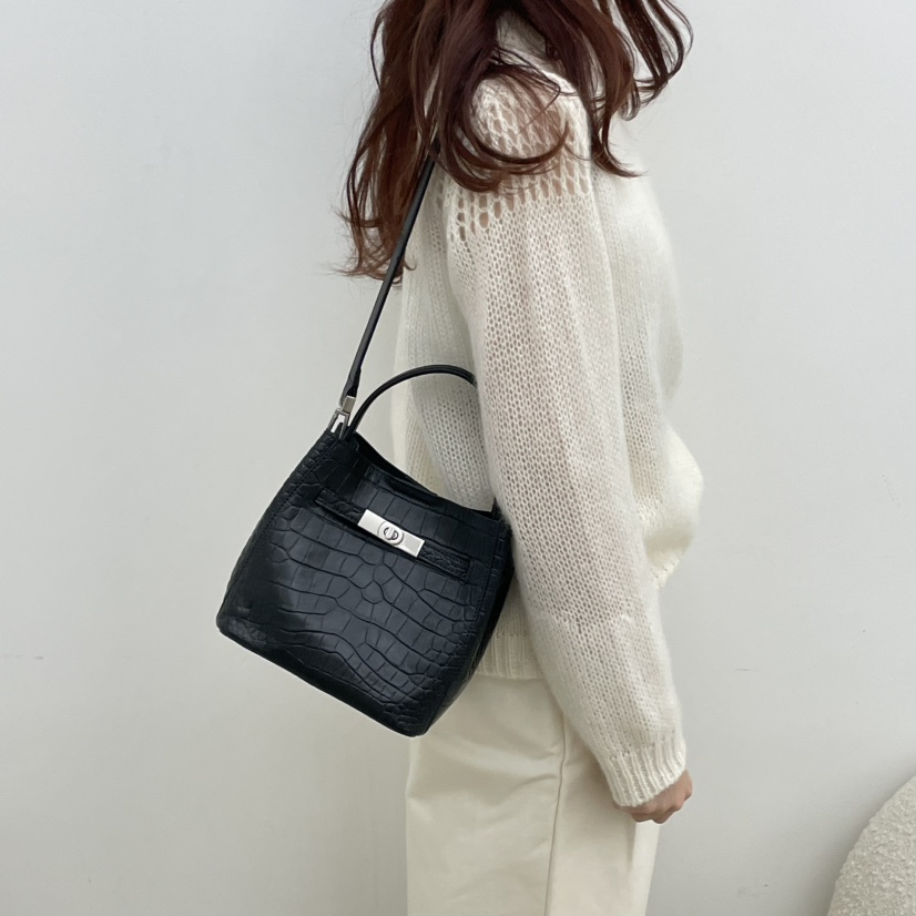 J PLACE東大門實拍女士新款職業人氣時尚推薦單肩斜跨包J PLACE單肩/斜跨包