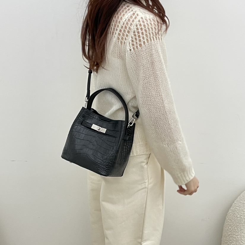 J PLACE東大門實拍女士新款職業人氣時尚推薦單肩斜跨包J PLACE單肩/斜跨包