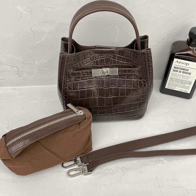 J PLACE東大門實拍女士新款職業人氣時尚推薦單肩斜跨包J PLACE單肩/斜跨包圖色1