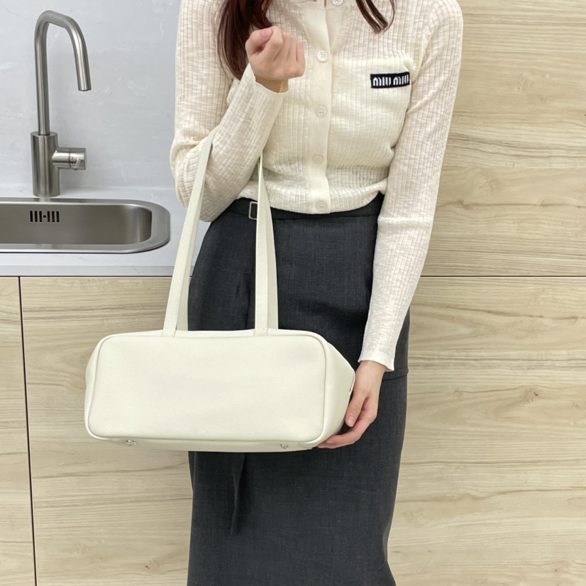 J PLACE東大門實拍女士新品時尚真品推薦26春夏單肩斜跨包J PLACE單肩/斜跨包