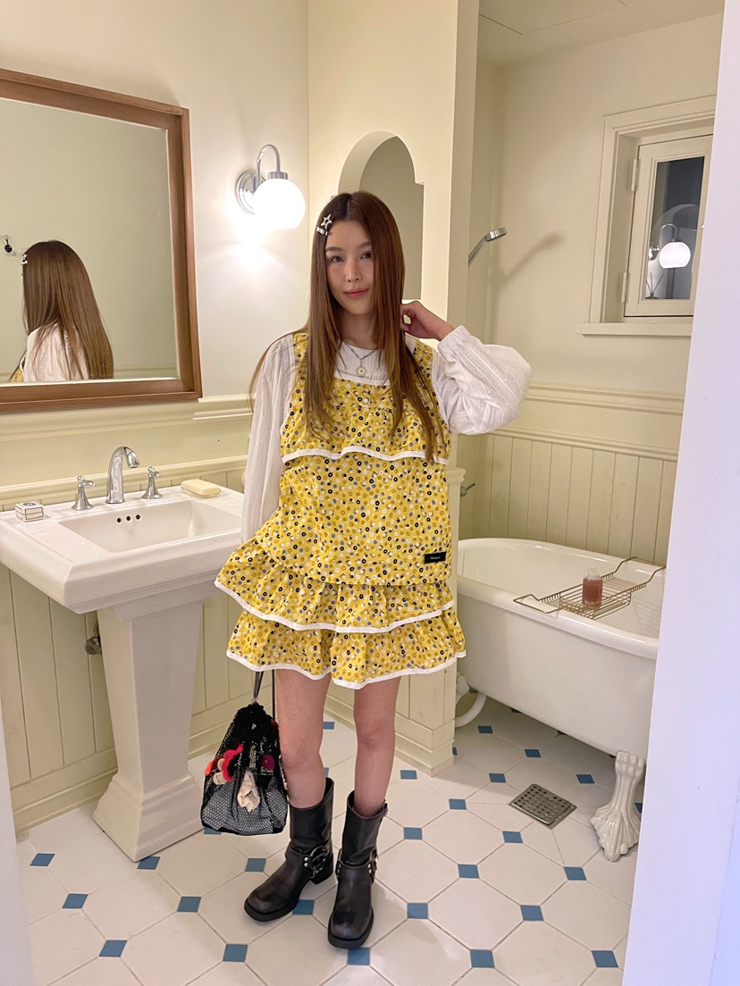 BOUTIQUE-L東大門直郵女裝新款熱賣時尚真品職業襯衫蕾絲衫BOUTIQUE-L襯衫/蕾絲衫