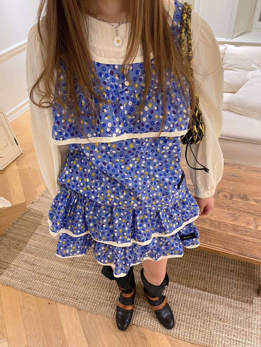 BOUTIQUE-L東大門直郵女裝新款熱賣時尚真品職業襯衫蕾絲衫BOUTIQUE-L襯衫/蕾絲衫