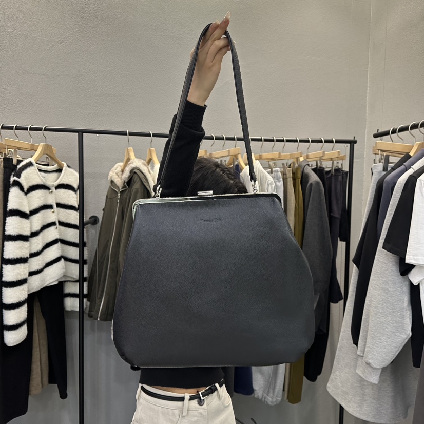 FLAMME TOIT/LUNAMDE東大門實拍女士新款時尚單肩斜跨包FLAMME TOIT/LUNAMDE單肩/斜跨包圖色1