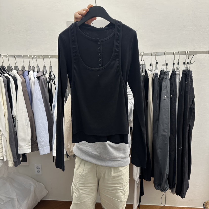 MOANA東大門實拍女裝新品職業休閑熱賣26春夏長袖T恤假兩件MOANA長袖T恤圖色3