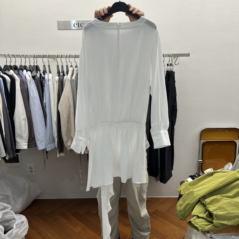 MOANA東大門代購女裝新品時尚26春夏休閑熱賣職業人氣連衣裙MOANA連衣裙