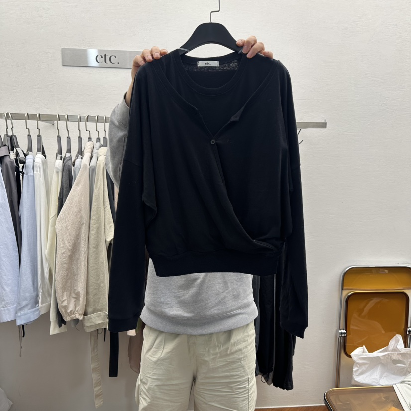 MOANA東大門實拍女士新款真品推薦人氣長袖T恤假兩件裹身裙MOANA長袖T恤圖色2