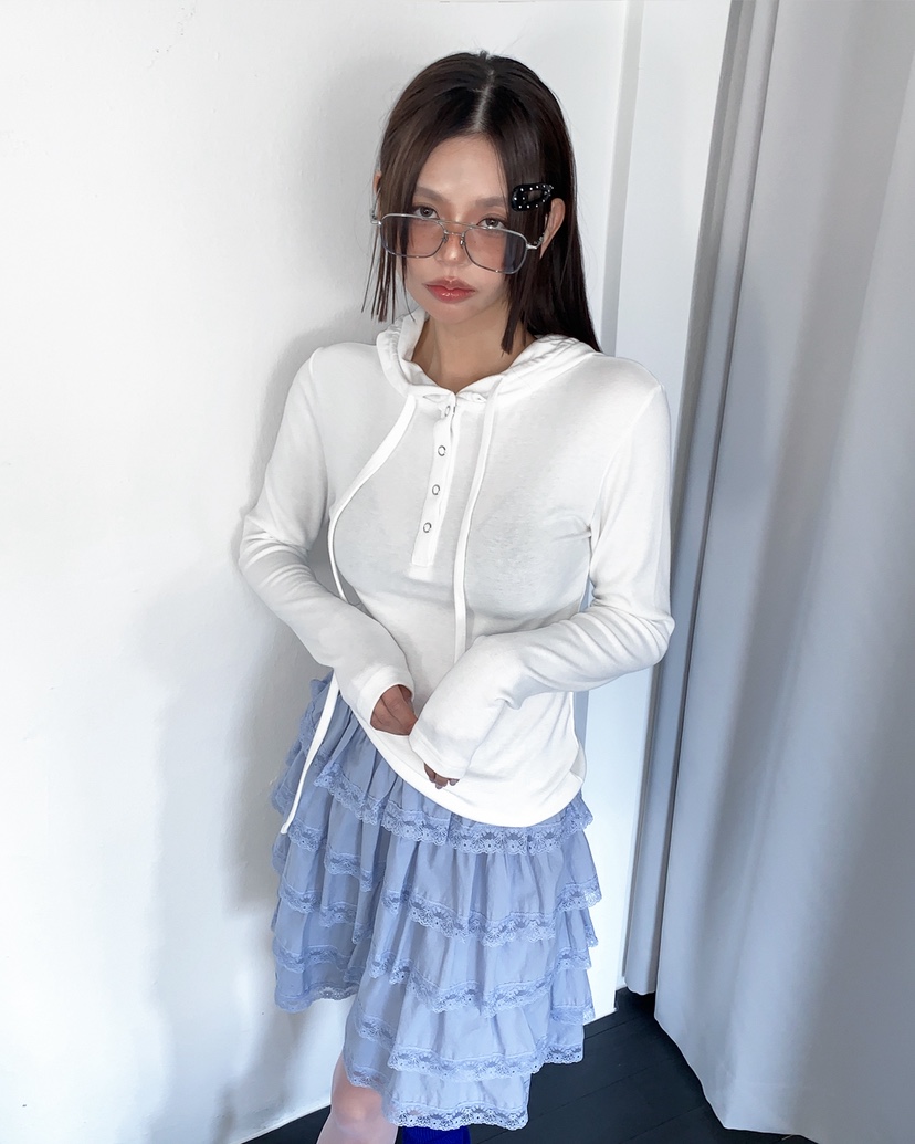 LIVE AID-P東大門代購女士新款時尚推薦26春夏長袖T恤連帽衫LIVE AID-P長袖T恤