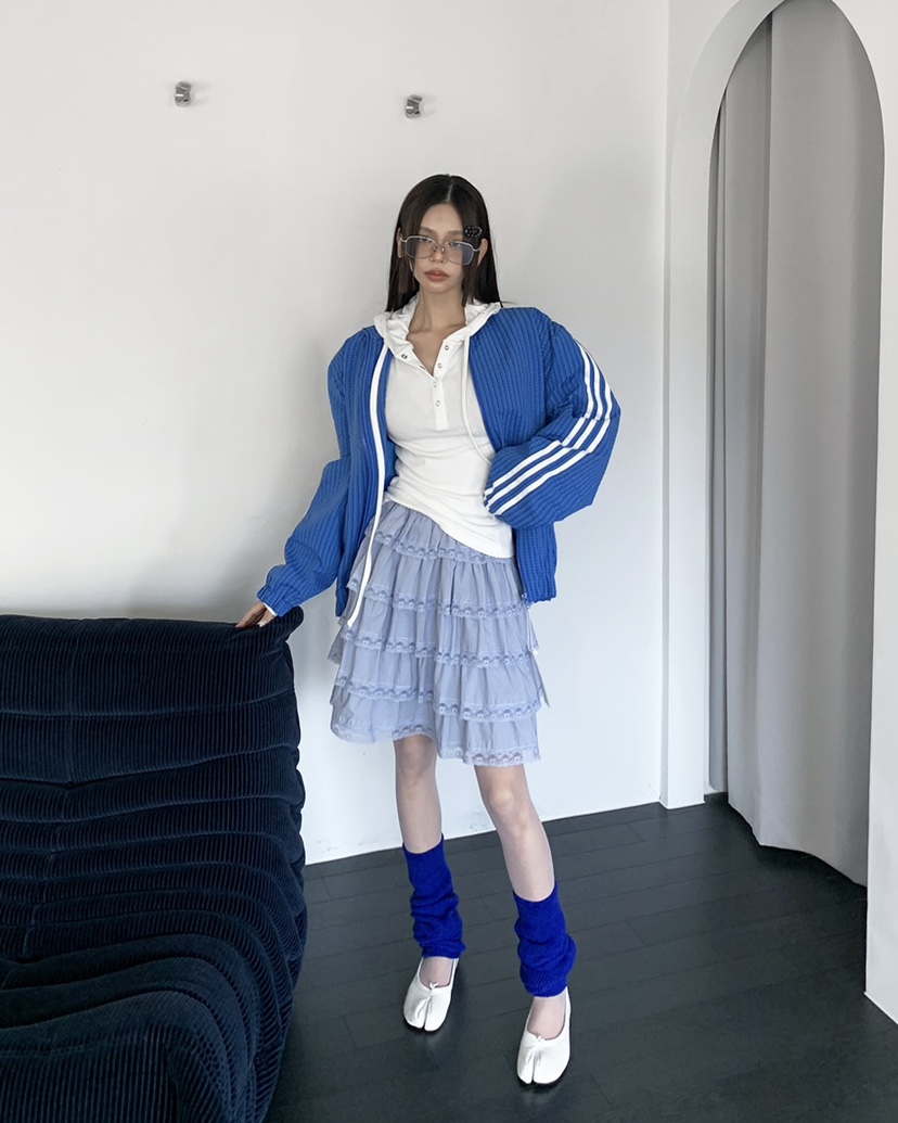 LIVE AID-P東大門代購女士新款時尚推薦26春夏長袖T恤連帽衫LIVE AID-P長袖T恤