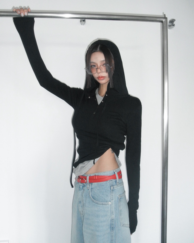 LIVE AID-P東大門代購女士新款時尚推薦26春夏長袖T恤連帽衫LIVE AID-P長袖T恤