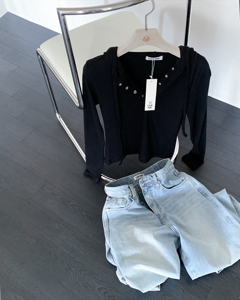 LIVE AID-P東大門代購女士新款時尚推薦26春夏長袖T恤連帽衫LIVE AID-P長袖T恤