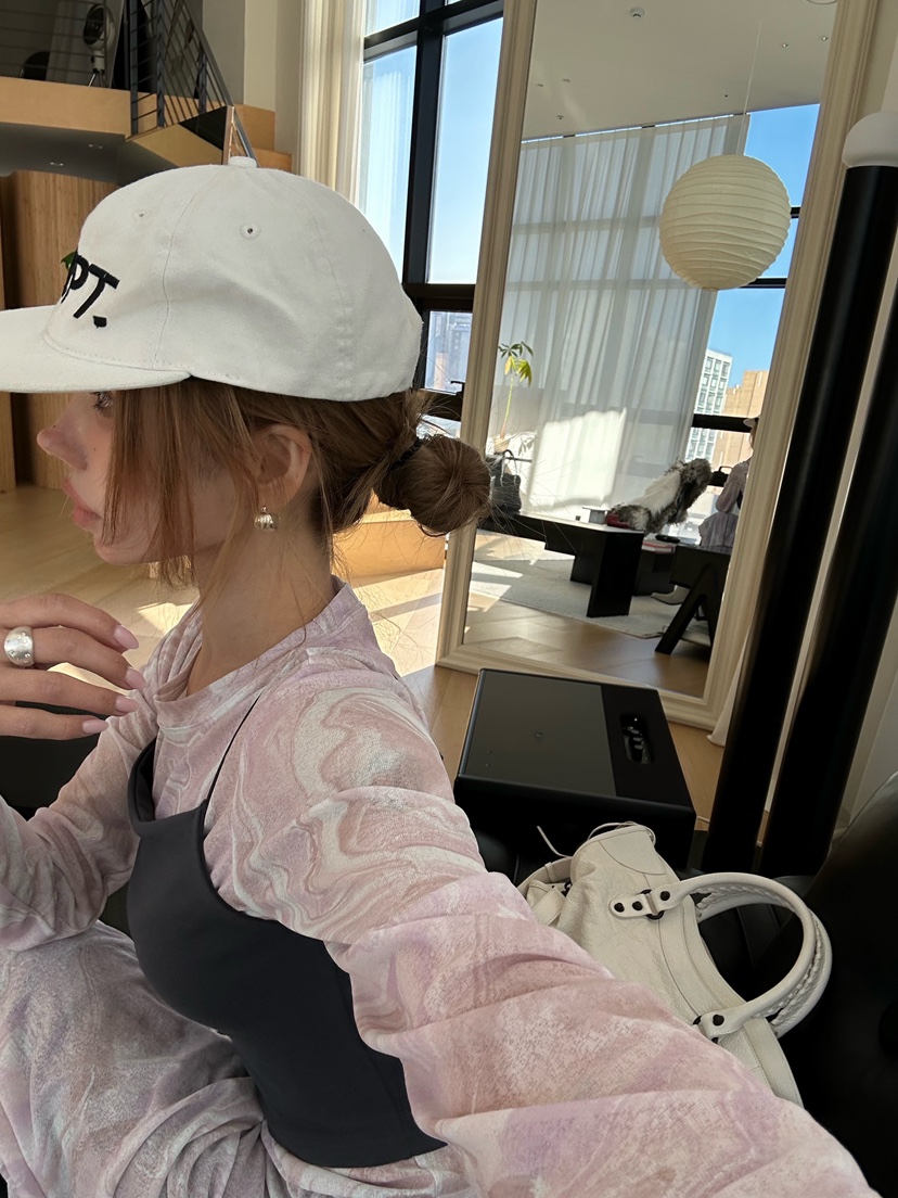 ZEROZERO東大門直郵女士新款時尚熱賣推薦人氣職業長袖T恤ZEROZERO長袖T恤