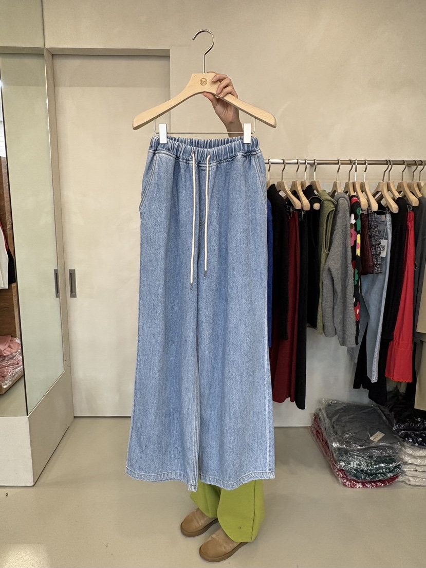 LIVE AID-P東大門直郵女裝新款推薦熱賣牛仔褲寬松牛仔LIVE AID-P牛仔褲圖色1