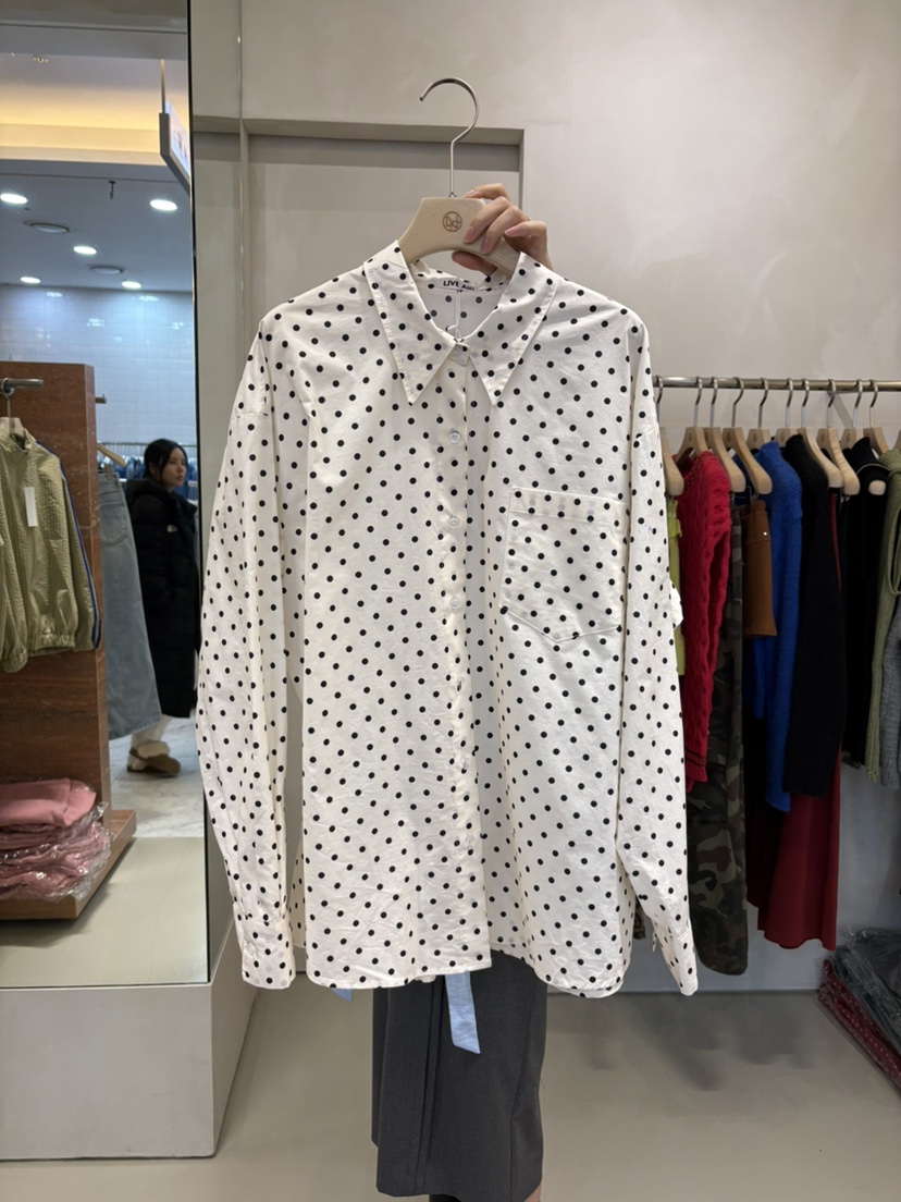 LIVE AID-P韓國直郵女裝新款26春夏真品襯衫蕾絲衫圓領LIVE AID-P襯衫/蕾絲衫圖色1